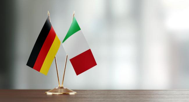 Bandiere dell'Italia e della Germania 